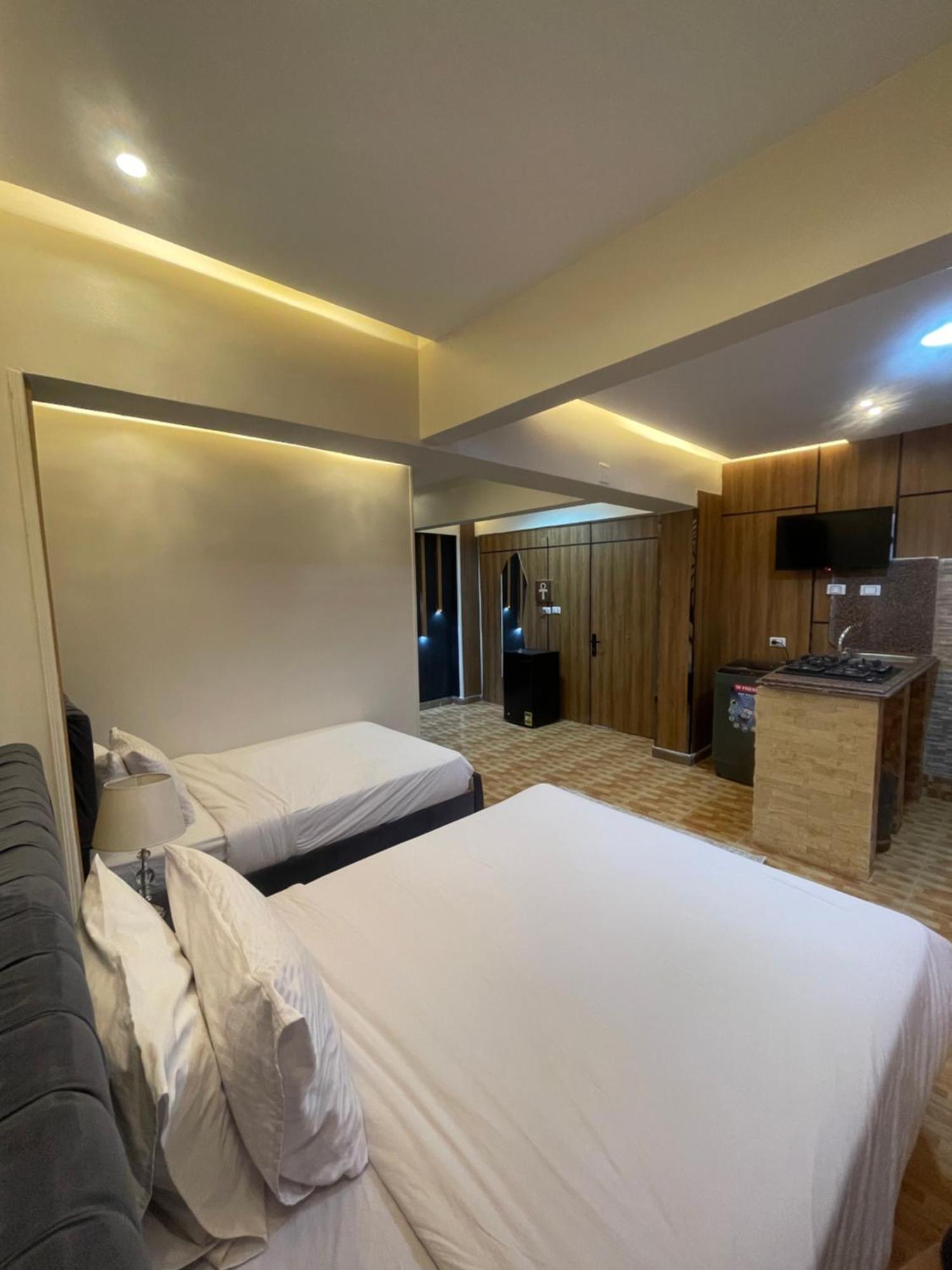 Cheops Pyramids Inn Kafrat al Jabal Exterior photo