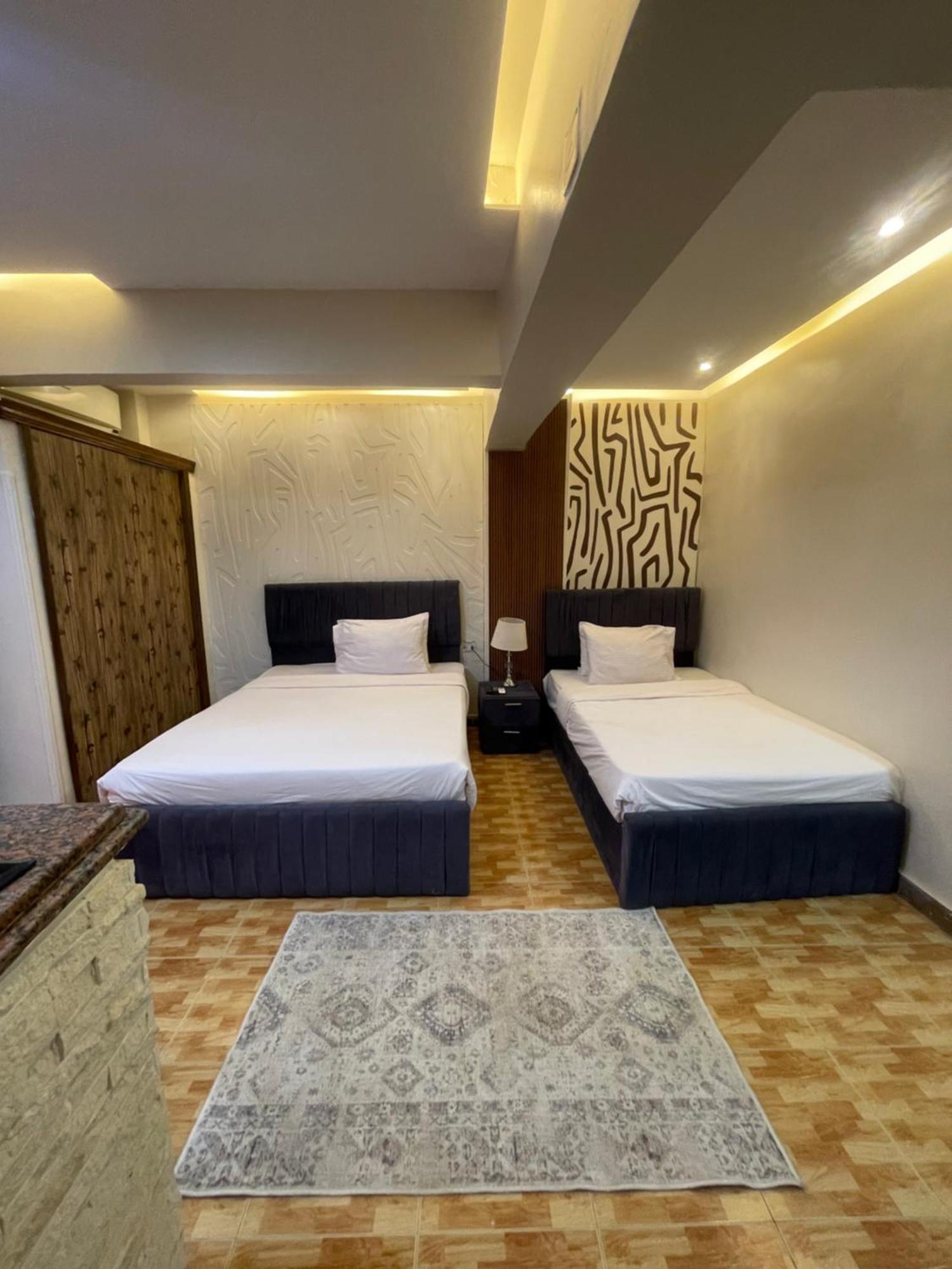 Cheops Pyramids Inn Kafrat al Jabal Exterior photo